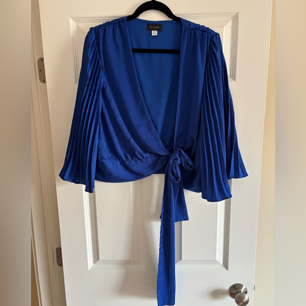 🟢AVA & AIDEN. Royal blue wrap blouse with pleated sleeves and extra long tie.